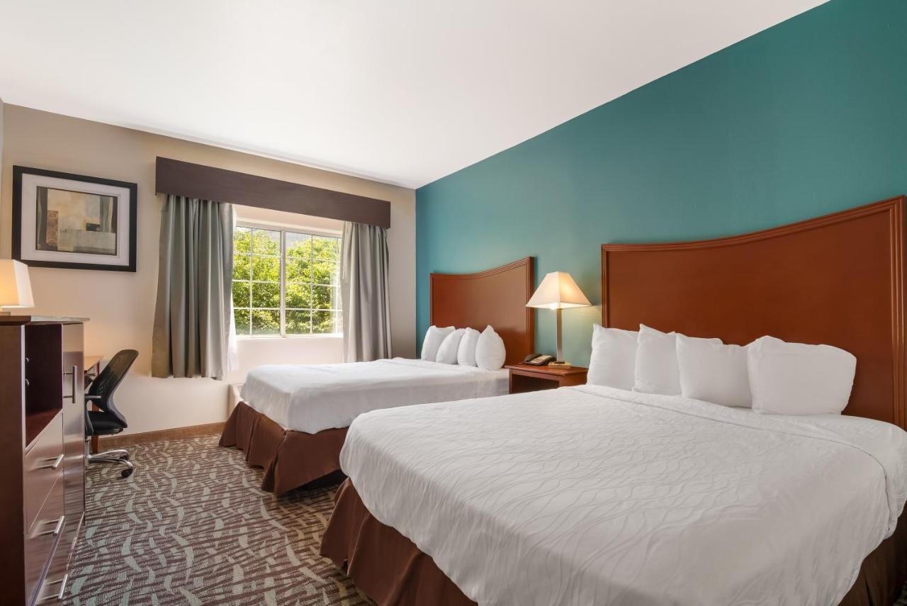 Surestay Plus Hotel By Best Western Topeka Eksteriør billede