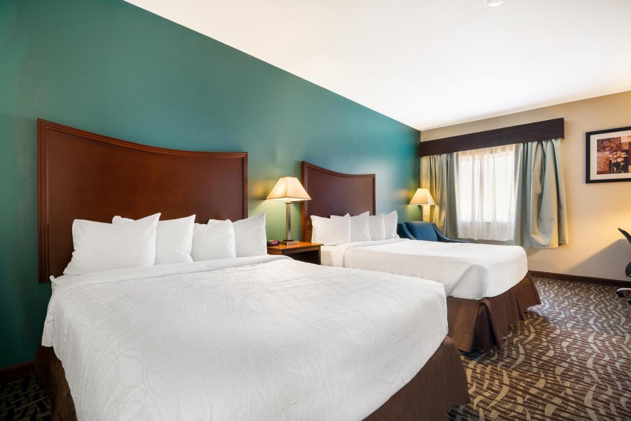 Surestay Plus Hotel By Best Western Topeka Eksteriør billede