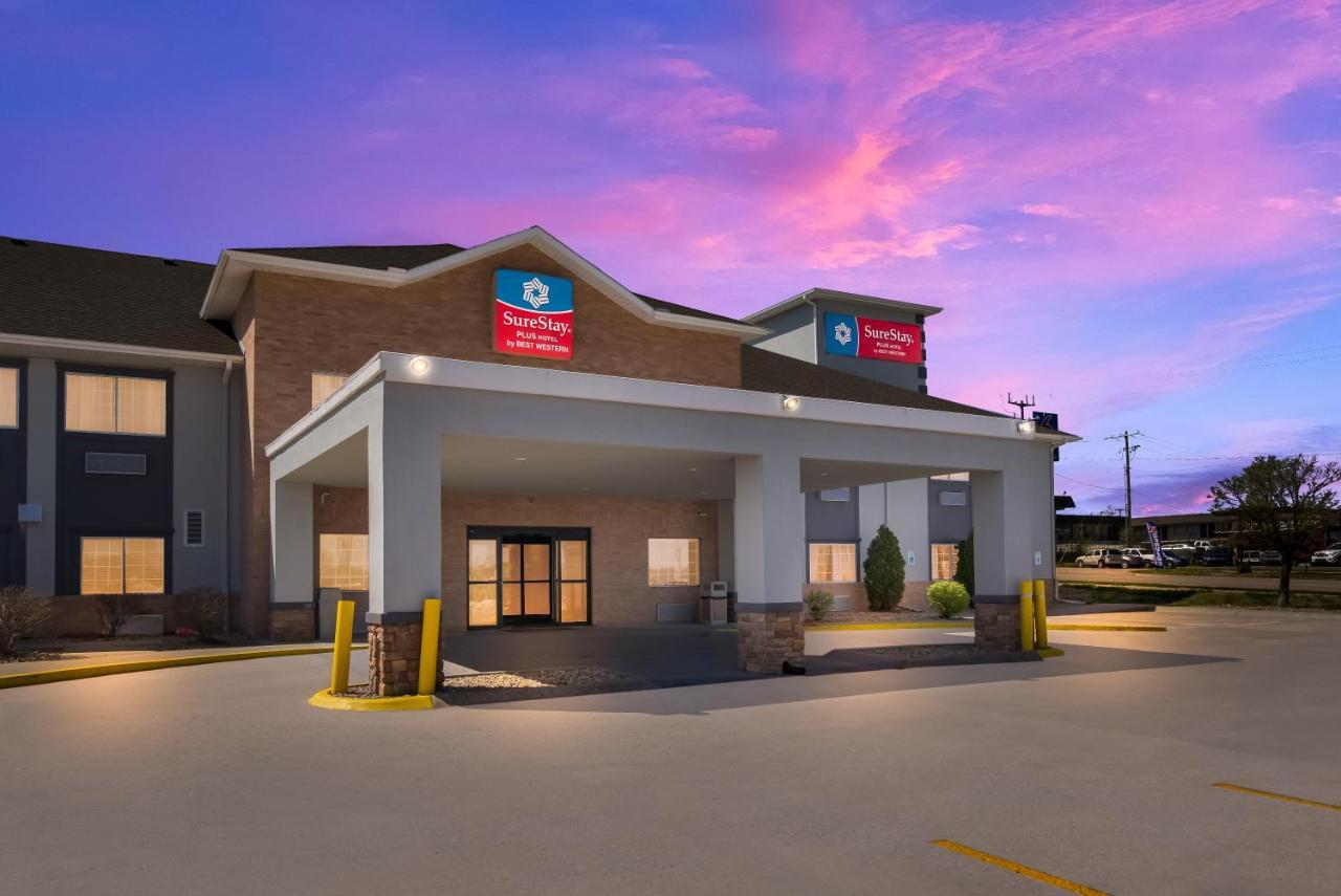 Surestay Plus Hotel By Best Western Topeka Eksteriør billede
