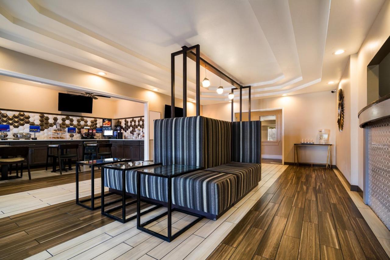 Surestay Plus Hotel By Best Western Topeka Eksteriør billede