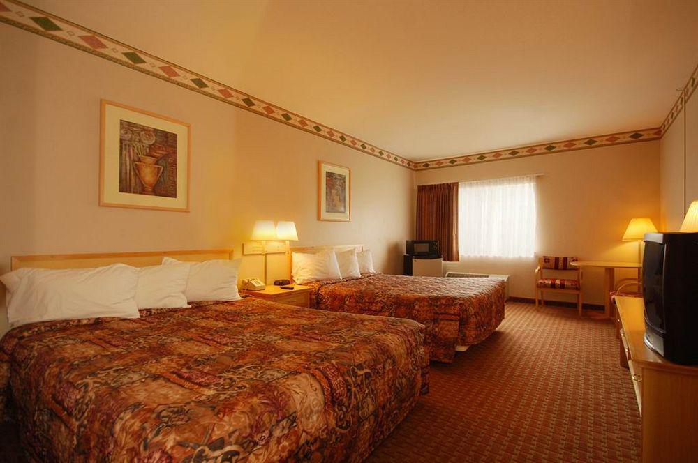 Surestay Plus Hotel By Best Western Topeka Værelse billede